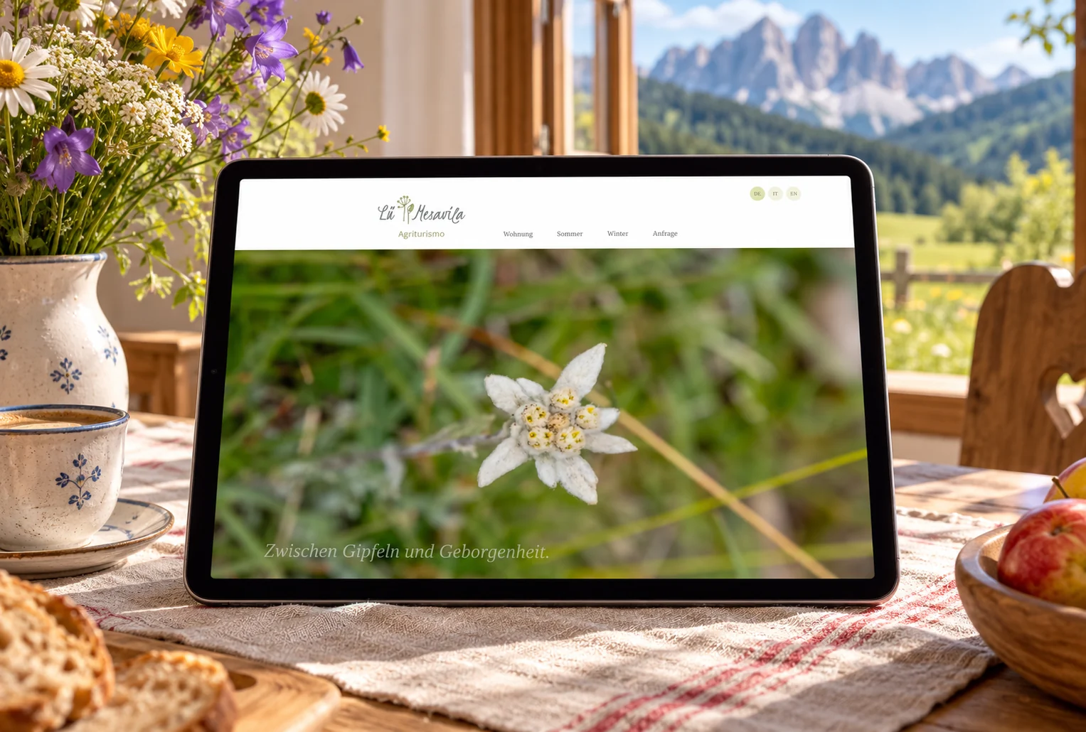Website von Mesavila im Geräte-Mockup